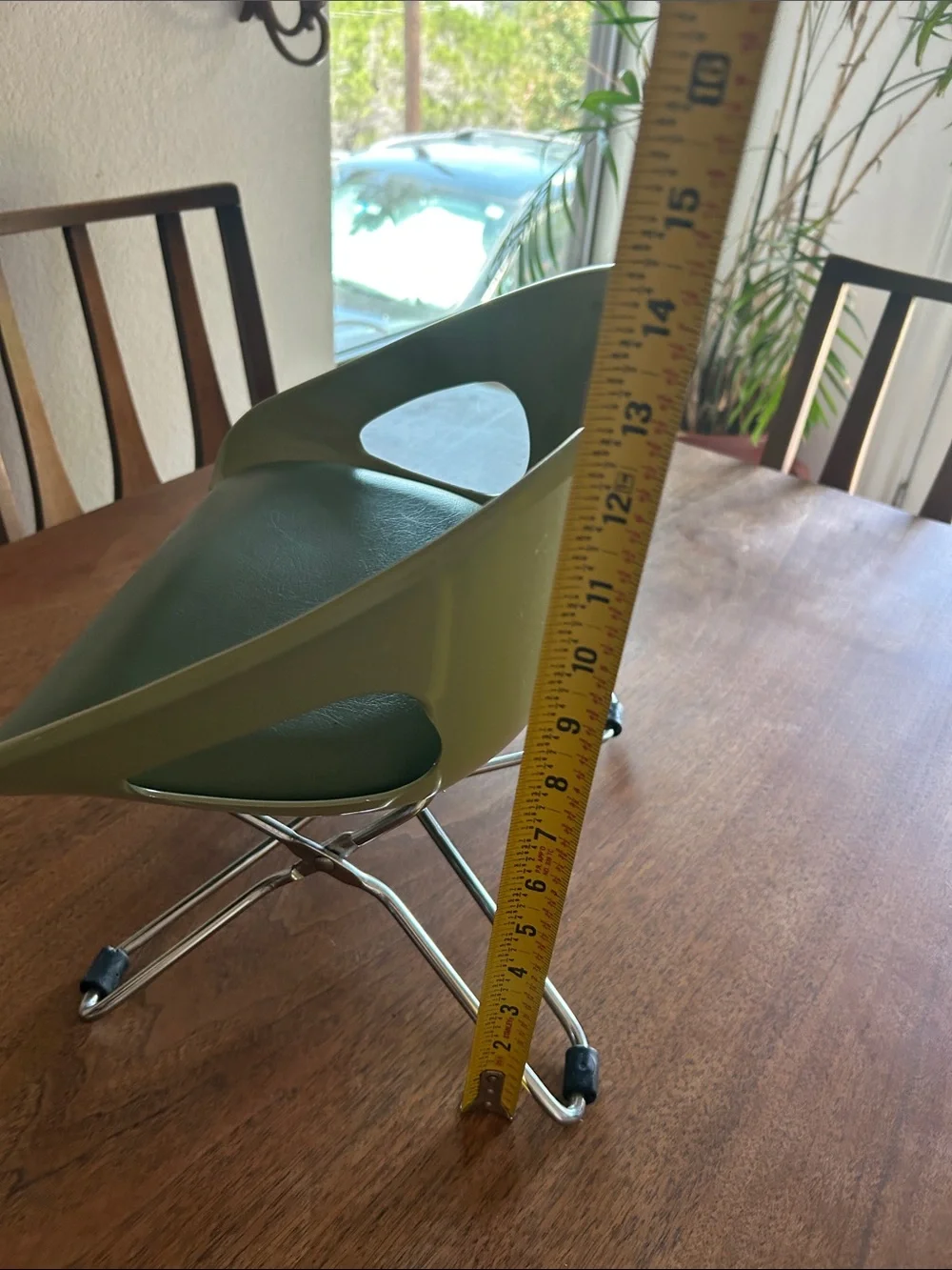 Cosco Avocado Green MCM Modern Accent Chair - child’s chair